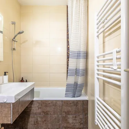 Arlo - Proche Du Penon *